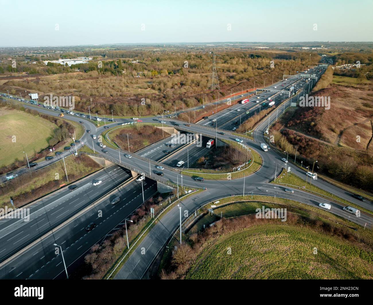 Autobahnkreuzung Aus Der Vogelperspektive Stockfoto