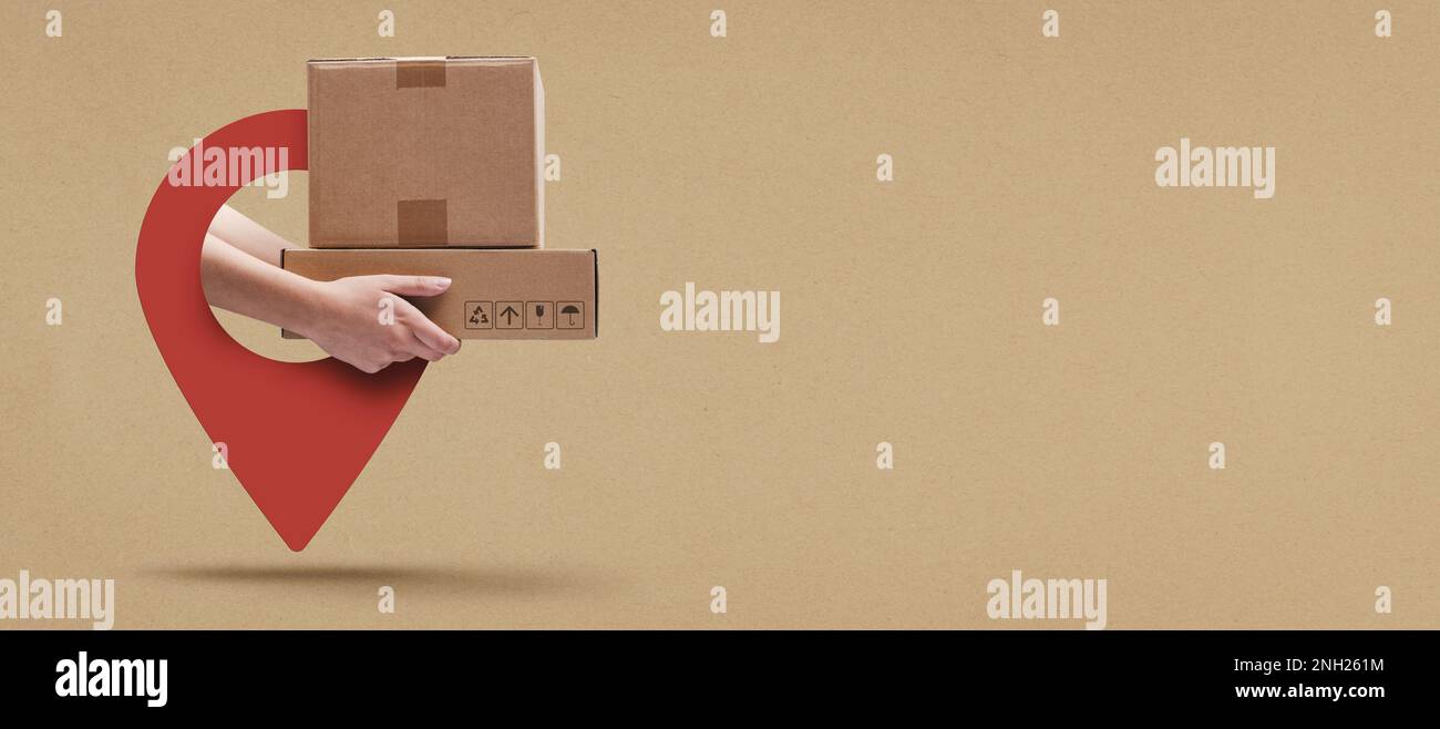 Kurierdienst, der Pakete per GPS-PIN zustellt: express-Zustellung und Nachverfolgung der Zustellung, leerer Kopierbereich Stockfoto