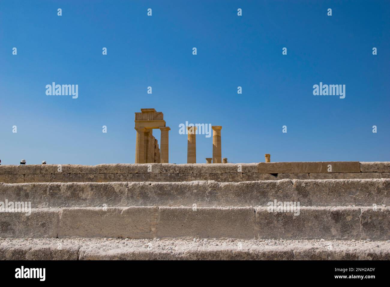 Eine Tempelruine in Lindos Akropolis, Rhodos Stockfoto