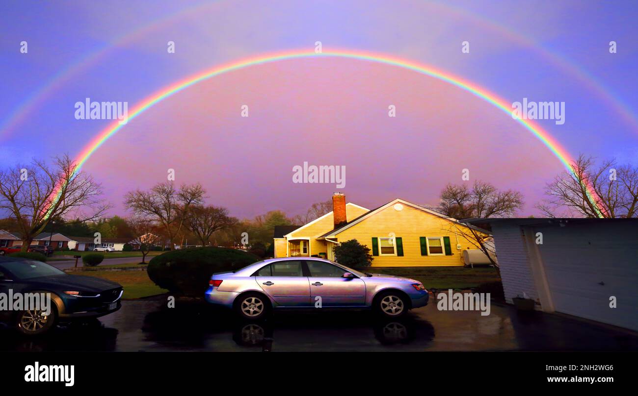 Regenbogen über Stony Brook Long Island New York Stockfoto
