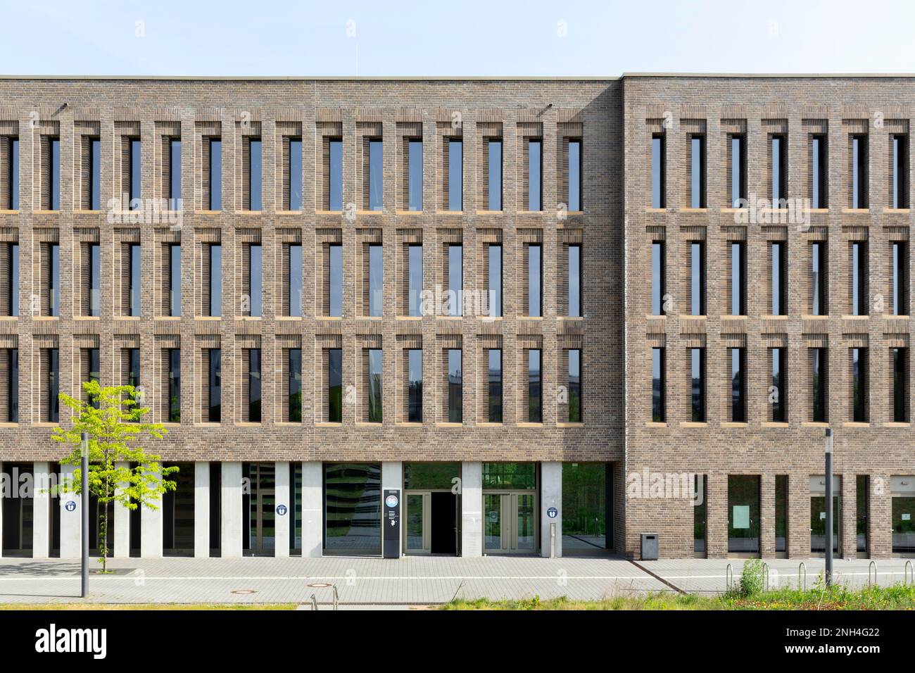 Universität Osnabrueck, Campus Westerberg, Zentralbibliothek und Departmentbibliothek der Naturwissenschaften, Osnabrueck, Niedersachsen, Deutschland Stockfoto