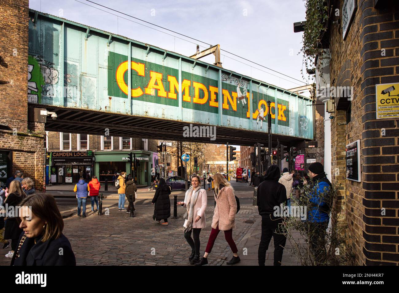 Camden Lock Bridge im Camden Town District von London, England Stockfoto