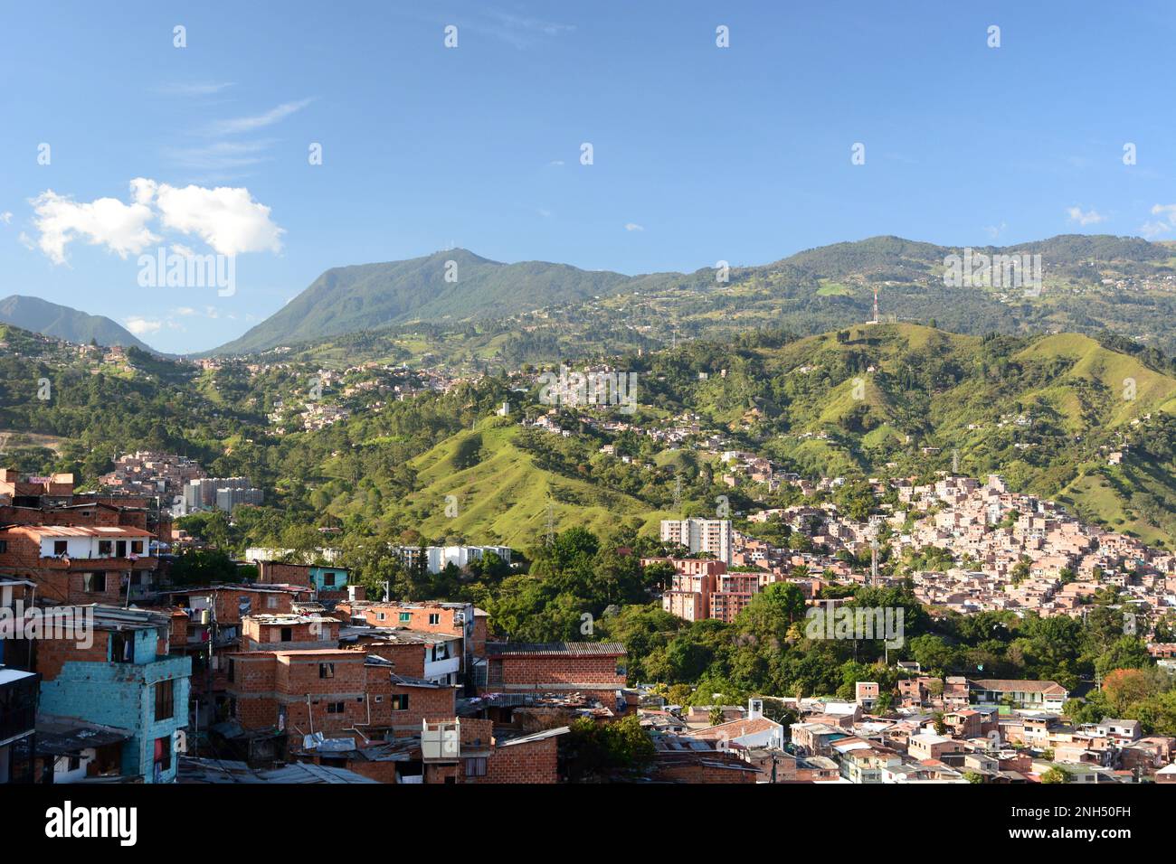 Panorama von Comuna 13. Medellin. Antioquia-Abteilung. Kolumbien Stockfoto