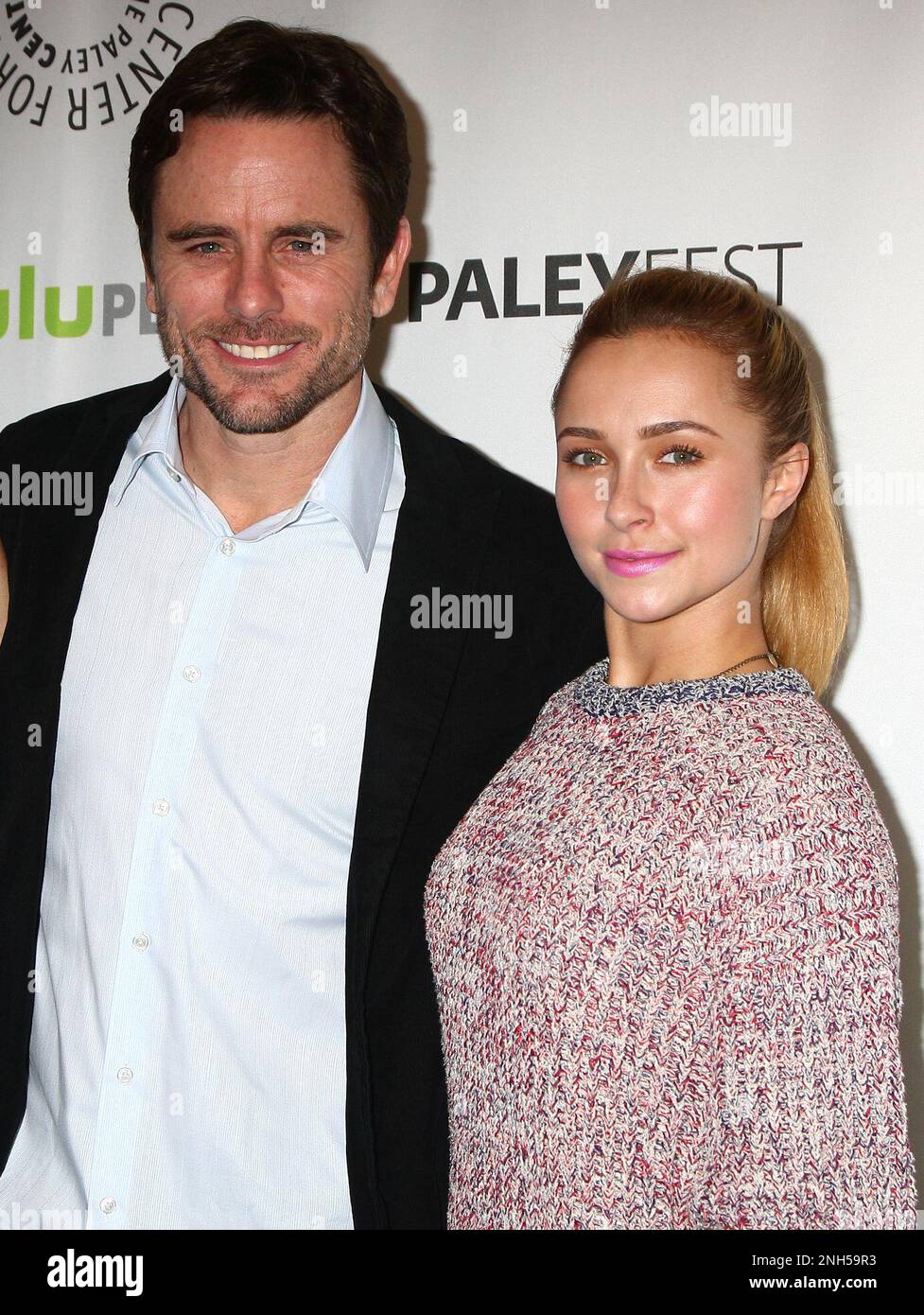 BEVERLY HILLS, CA - MÄRZ 09: Charles Esten_Hayden Panettiere trifft am 9. März 2013 auf dem 30. Jährlichen PaleyFest ein: William S. Paley Television Festival mit „Nashville“ im Saban Theatre in Beverly Hills, Kalifornien.Media Group) Leute: Charles Esten_Hayden Panettiere Credit: Storms Media Group/Alamy Live News Stockfoto