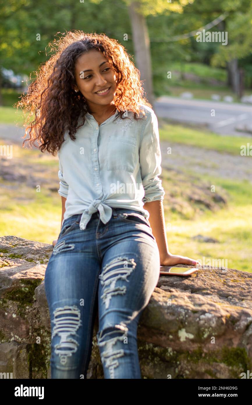 Wunderschöne Afro-Latina-Frauenporträts Stockfoto