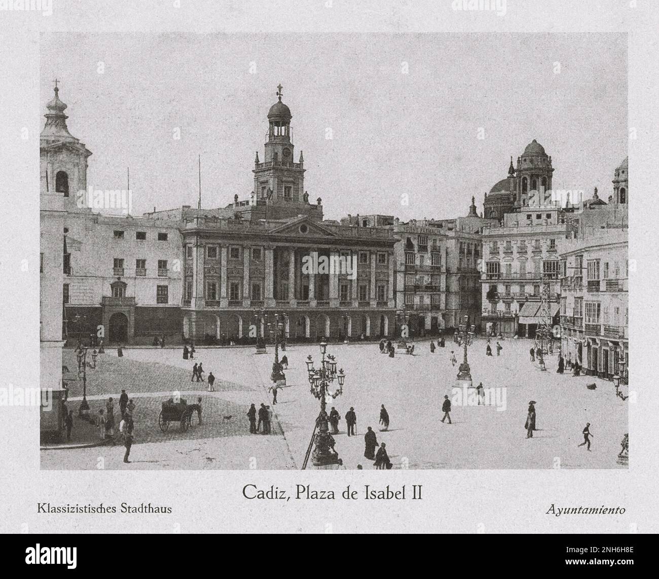 Architektur des alten Spaniens. Vintage-Foto der Plaza de Isabel II (Plaza de San Juan de Dios), Cadiz. Spanien Stockfoto