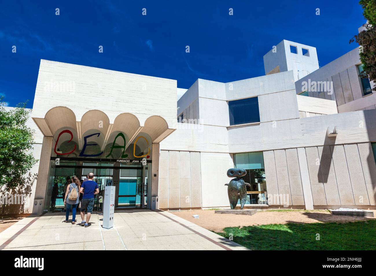 Eintritt zum Gebäude der Joan Miró Stiftung auf dem Montjuic-Hügel in Barcelona, Spanien Stockfoto