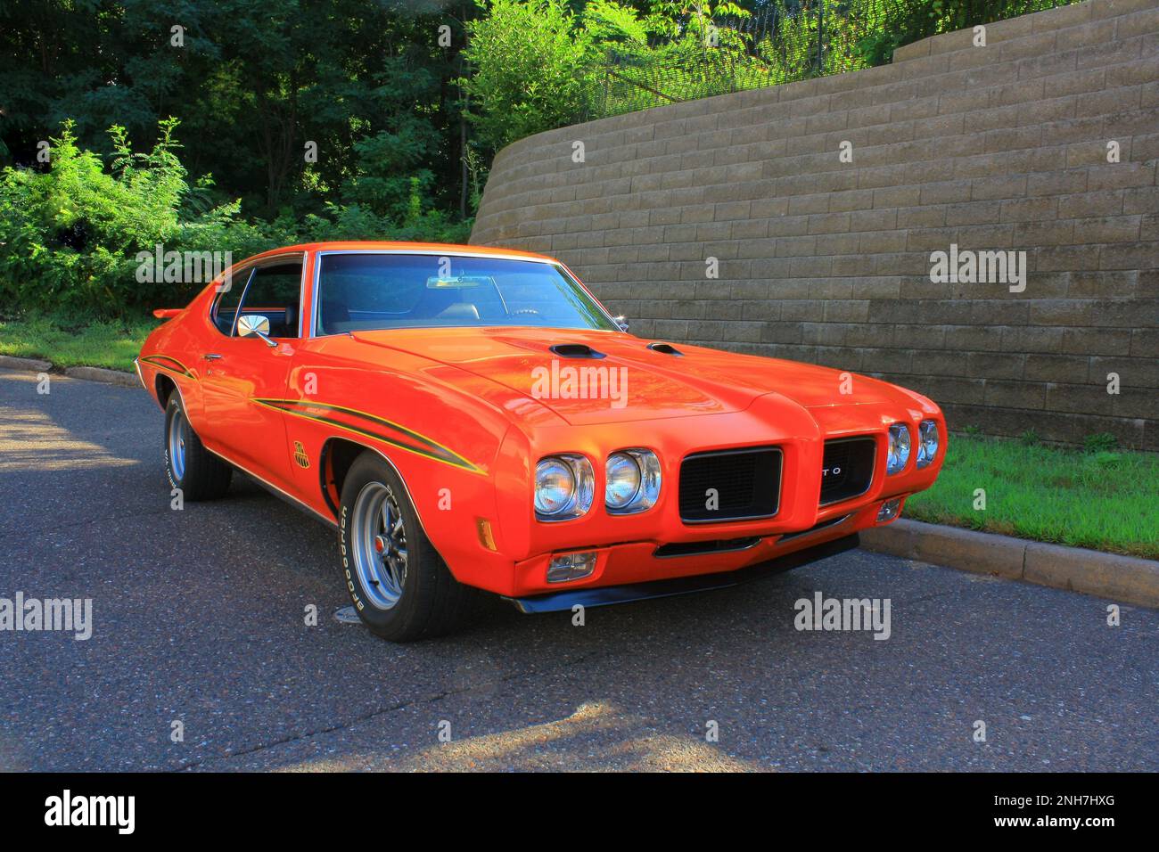 Orange 1970 Pontiac GTO 'der Richter' restauriert. Stockfoto