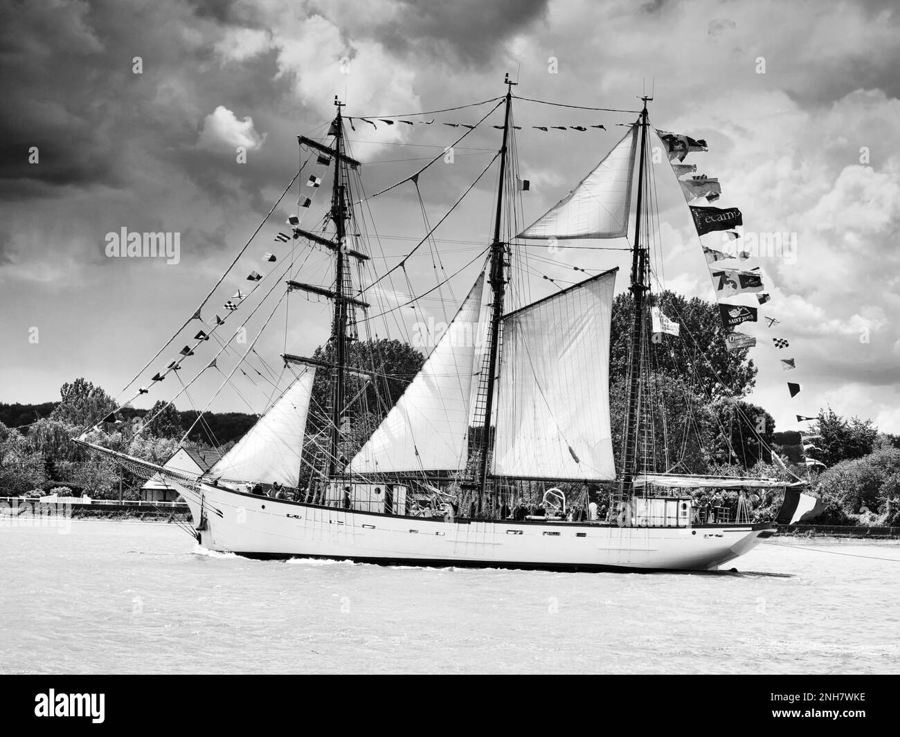 ROUEN, FRANKREICH - JUNI CIRCA, 2019. Armada Ausstellung in Rouen, internationales Treffen. Segelboot Le Marite drei Mast Schoner in der Normandie auf der Stockfoto