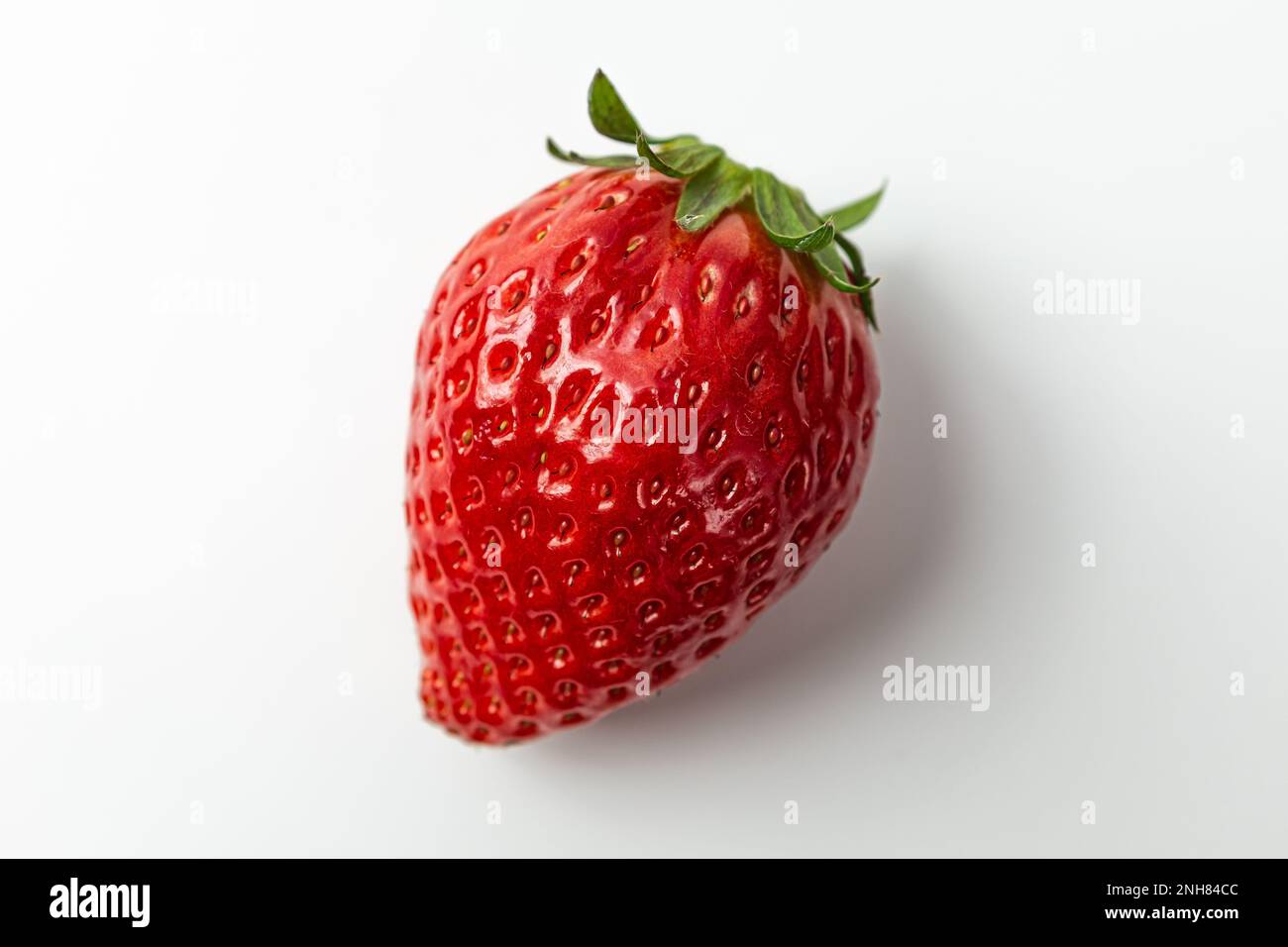 Koreanische Esskultur. Eine Auswahl an Erdbeeren. Große, Süße Erdbeeren Stockfoto