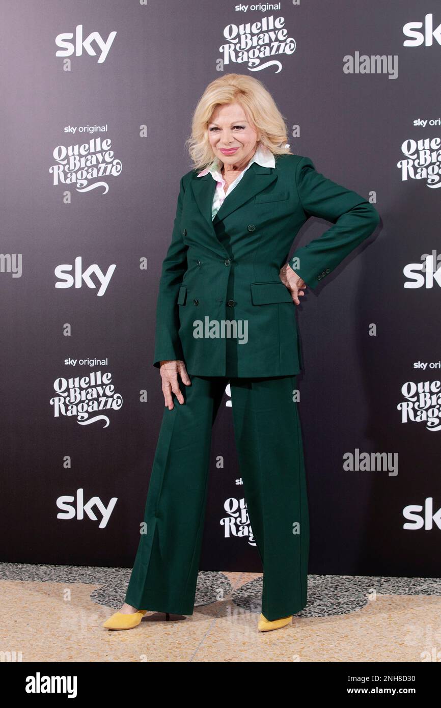 MAILAND, ITALIEN - FEBRUAR 15: Schauspielerin Sandra Milo besucht am 15. Februar 202 das Fotogespräch „Quelle Brave Ragazze - Staffel 2“ im Grand Hotel et De Mailand Stockfoto