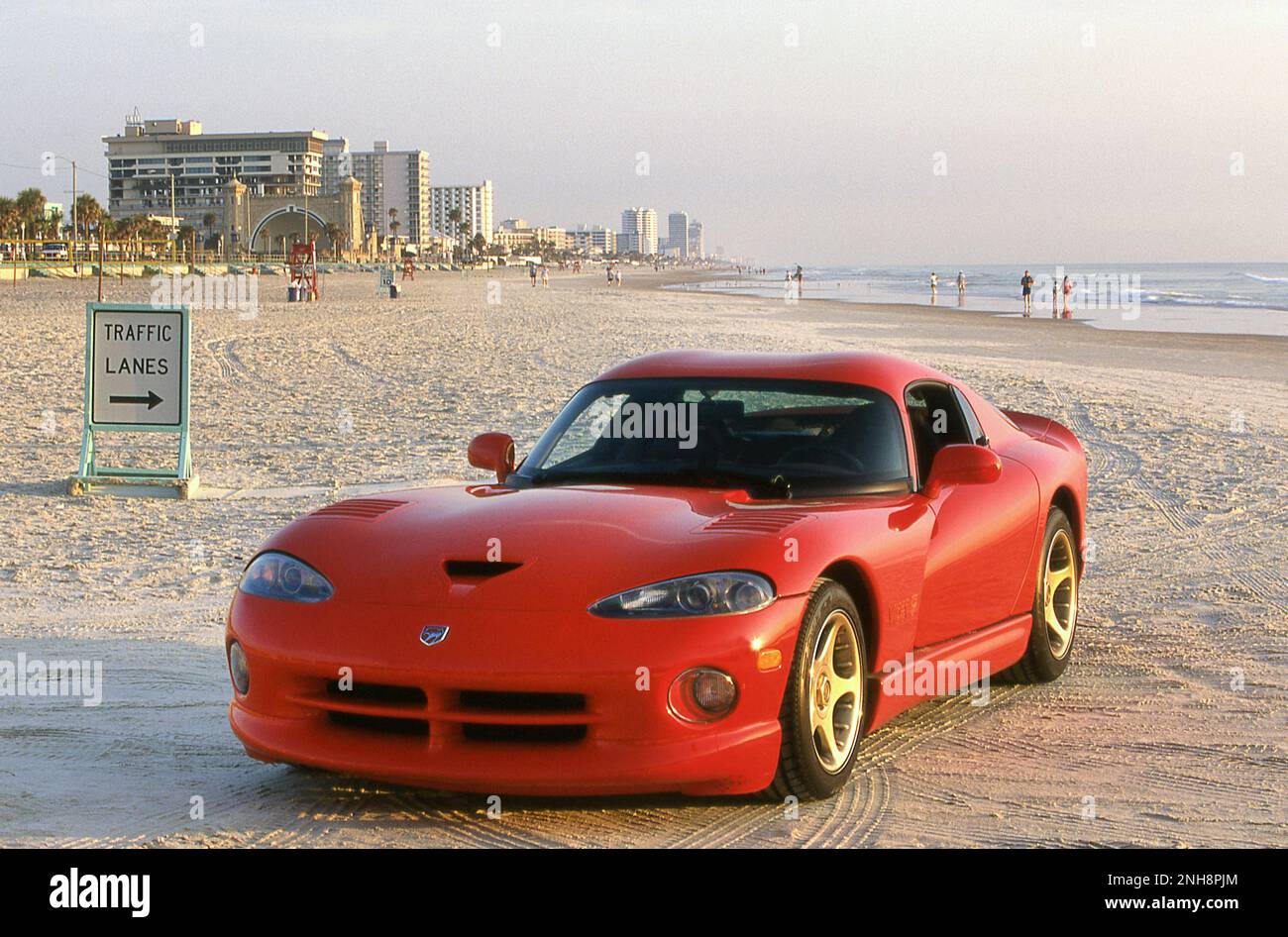 1993 Dodge Viper GTS am Strand von Daytona Florida USA Stockfoto