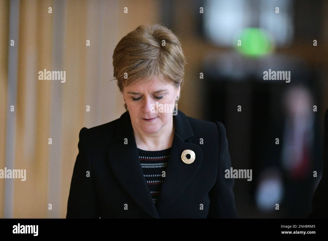 Edinburgh Schottland, Vereinigtes Königreich 21. Februar 2023 erste Ministerin Nicola Sturgeon trifft zum Entwurf des Haushaltsentwurfs (Schottland) für die Phase 3 im schottischen Parlament ein. Live-Nachrichten von sst/alamy Stockfoto