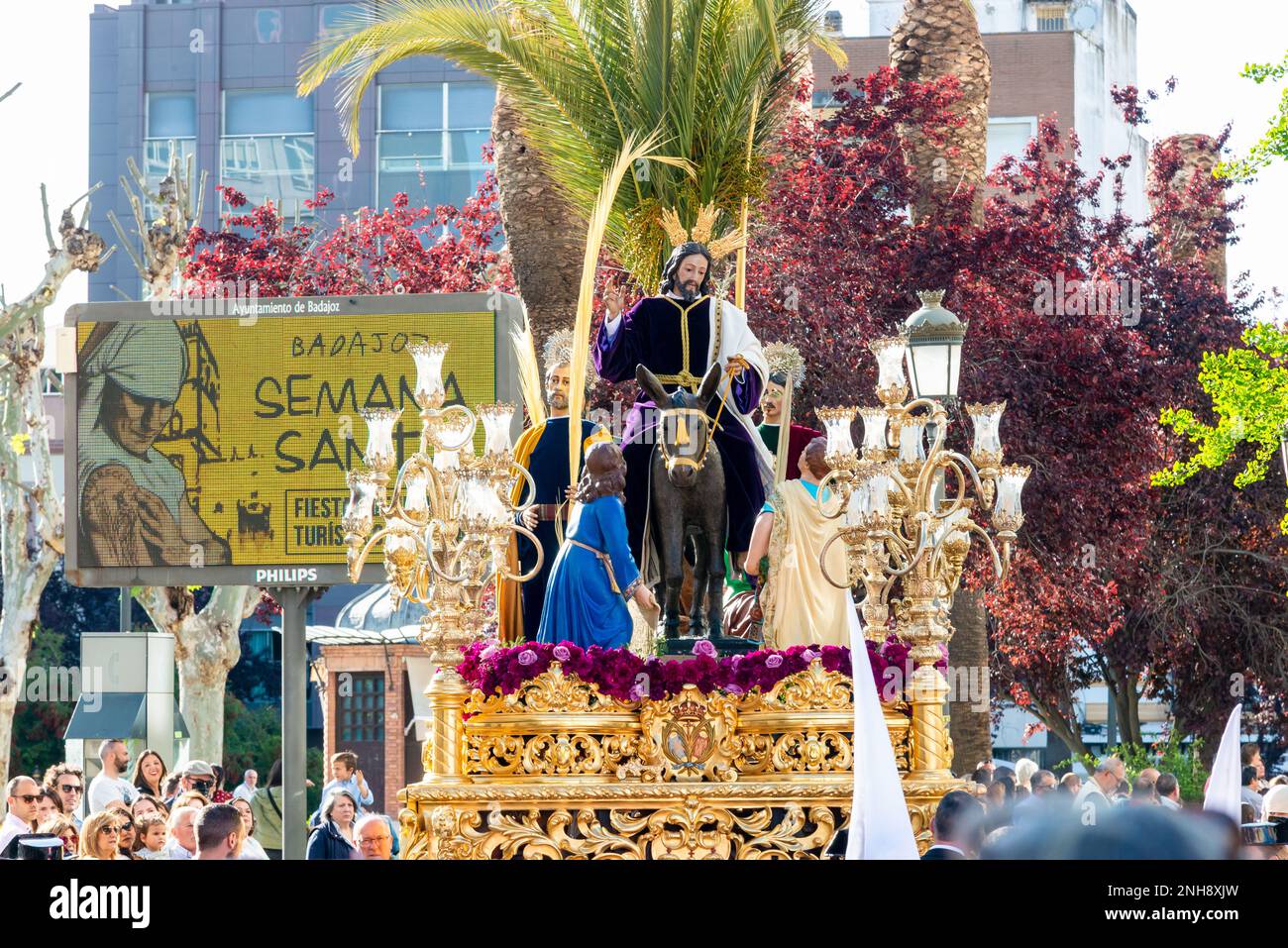 Badajoz, Spanien, Freitag. April 15 2023. Heilige Woche Prozession von Badajoz und der Heilige Christus des Friedens und unsere Lieben Frau von La Palma. Stockfoto