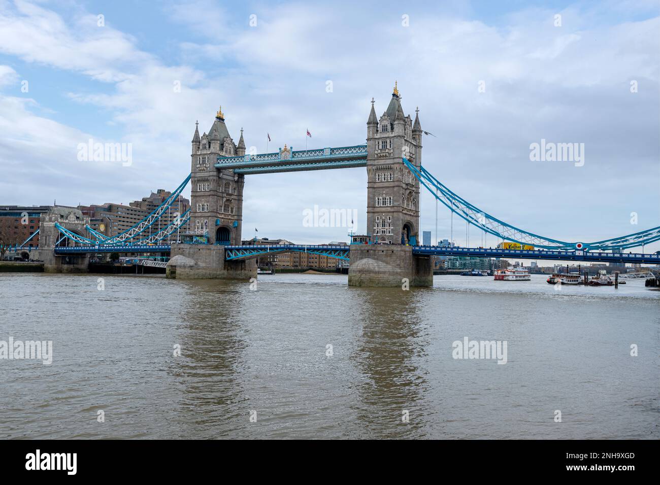 Die berühmte Tower Bridge verbindet London mit Southwark auf der Themse Stockfoto