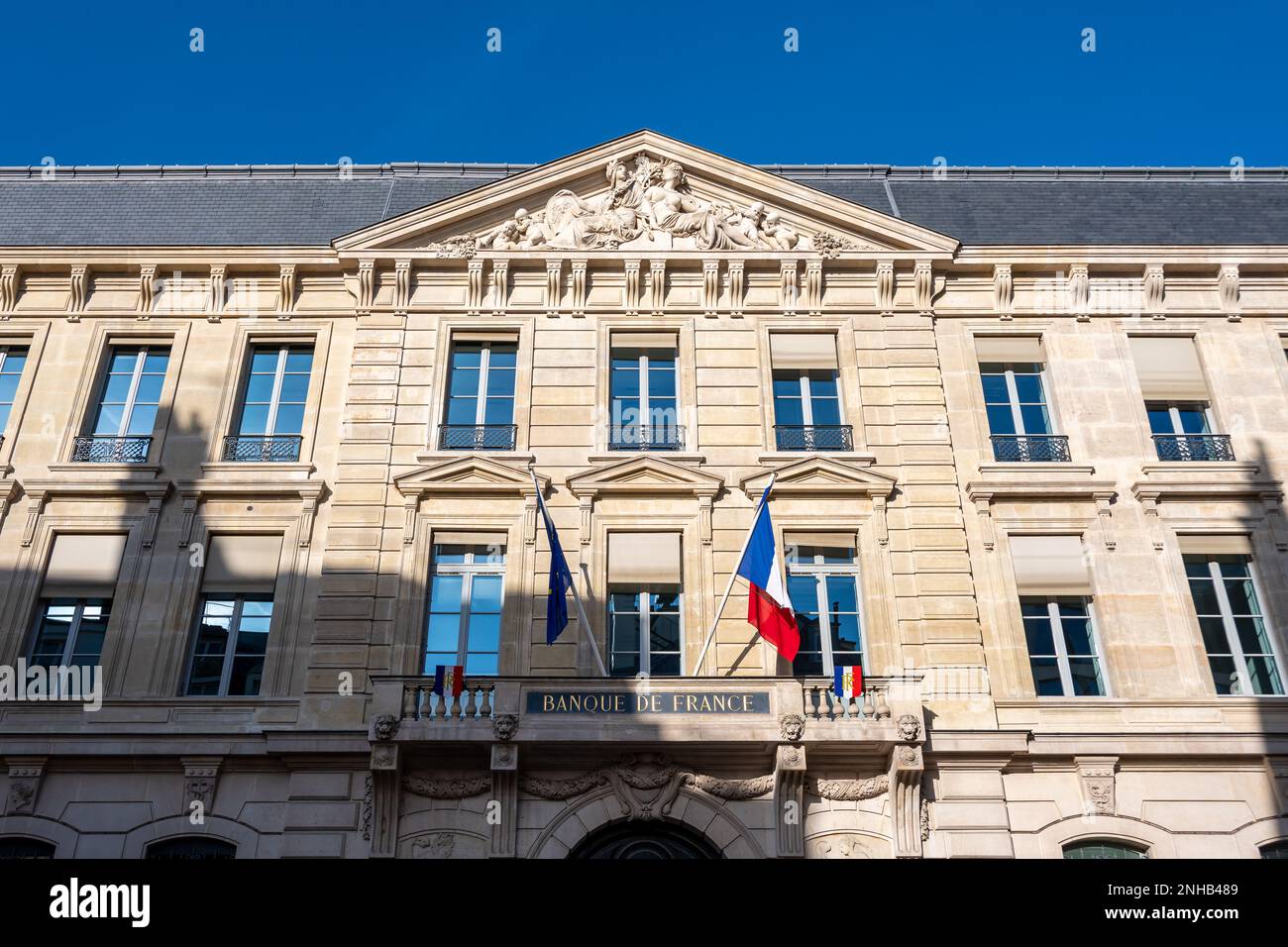 Außenansicht des Hauptsitzes der Banque de France, der französischen Zentralbank, die Teil des Euro-Währungssystems ist Stockfoto