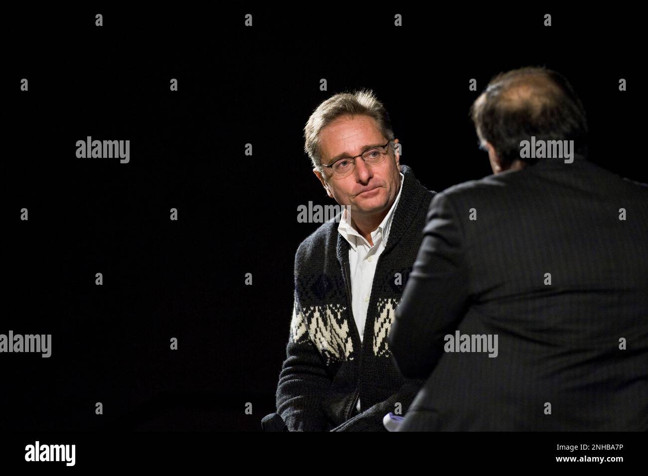 Paolo Bonolis während des Interviews von Massimo Bernardini, "Milano per Giorgio Gaber", Università Statale, Mailand, Italien, 16.12.2010 Stockfoto