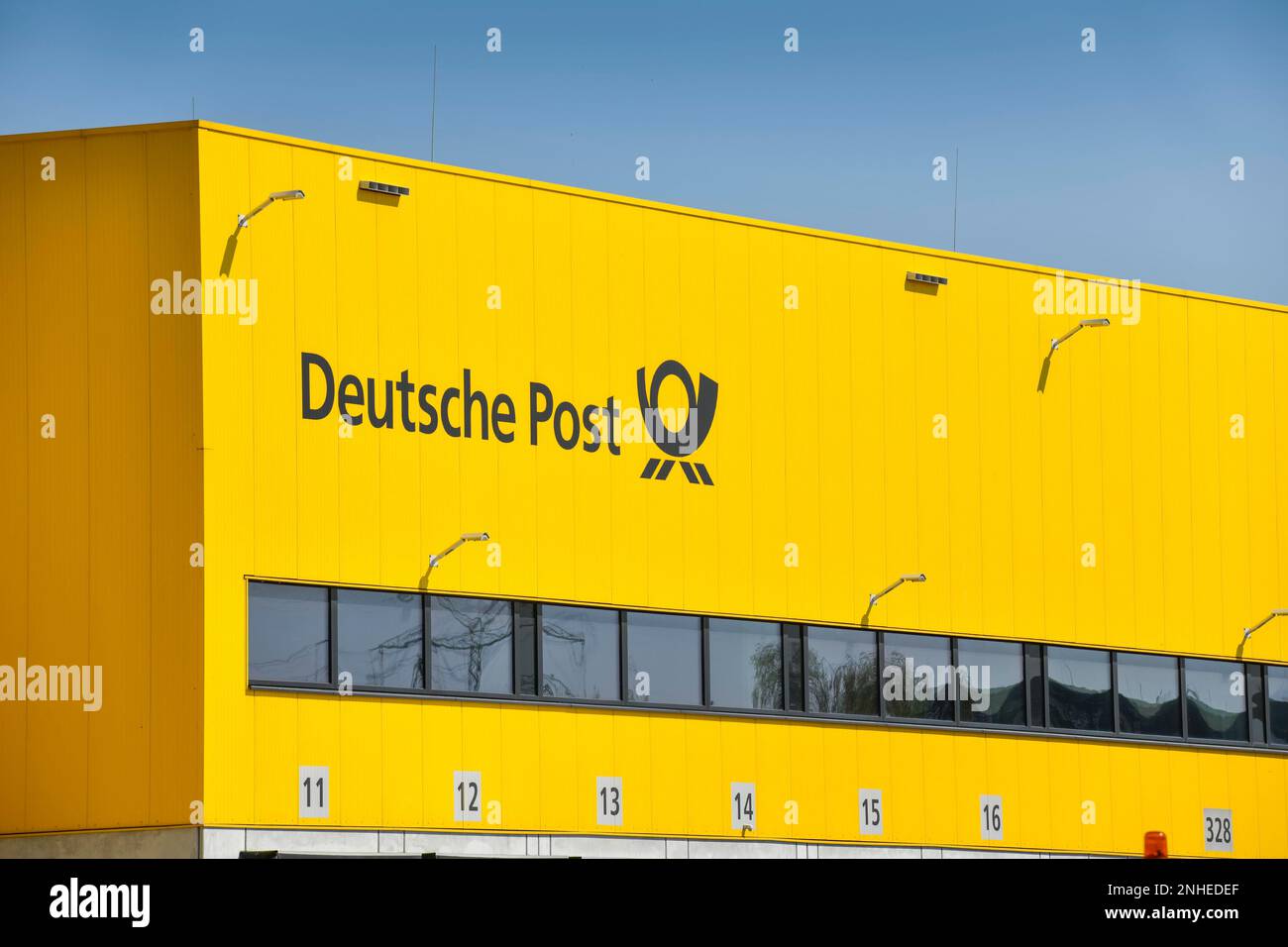 DHL-Lieferbasis Charlottenburg, Rohrdamm, Charlottenburg, Berlin, Deutschland Stockfoto