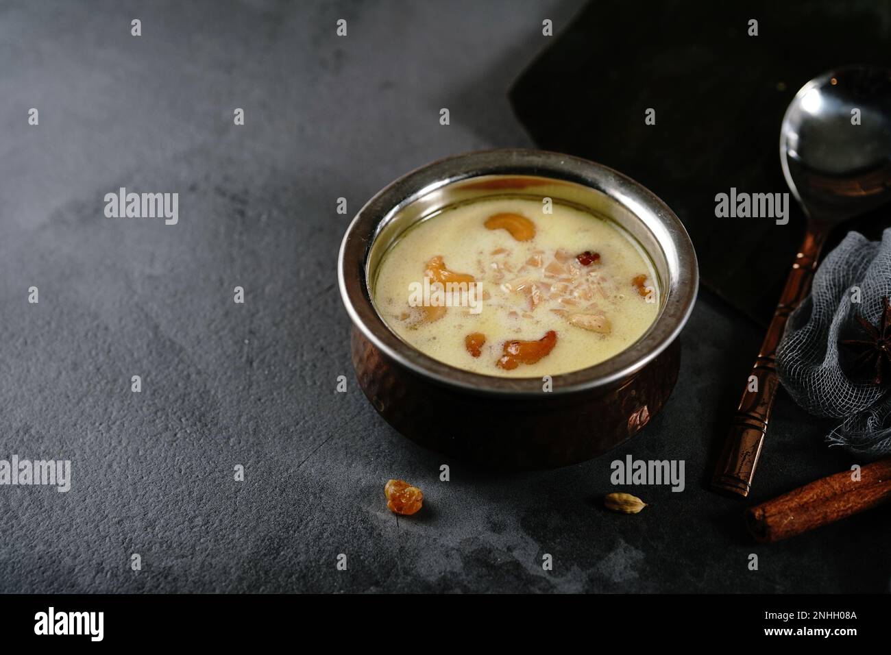 Hausgemachte Kerala Palada Pradaman oder Payasam, selektive Ausrichtung Stockfoto