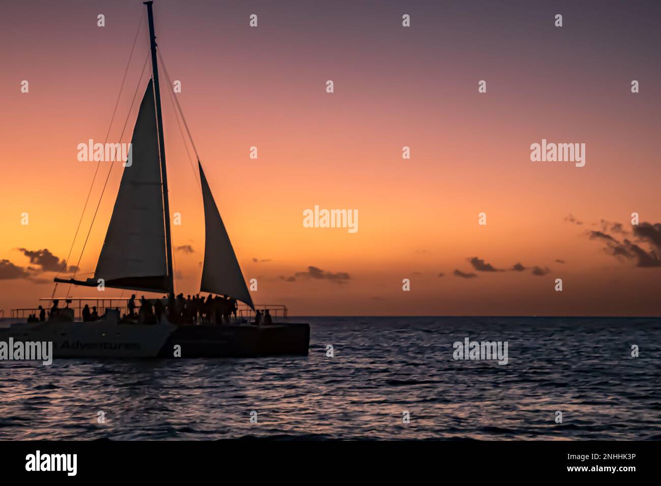Segeln Zur Golden Hour (Nr. 1) Stockfoto