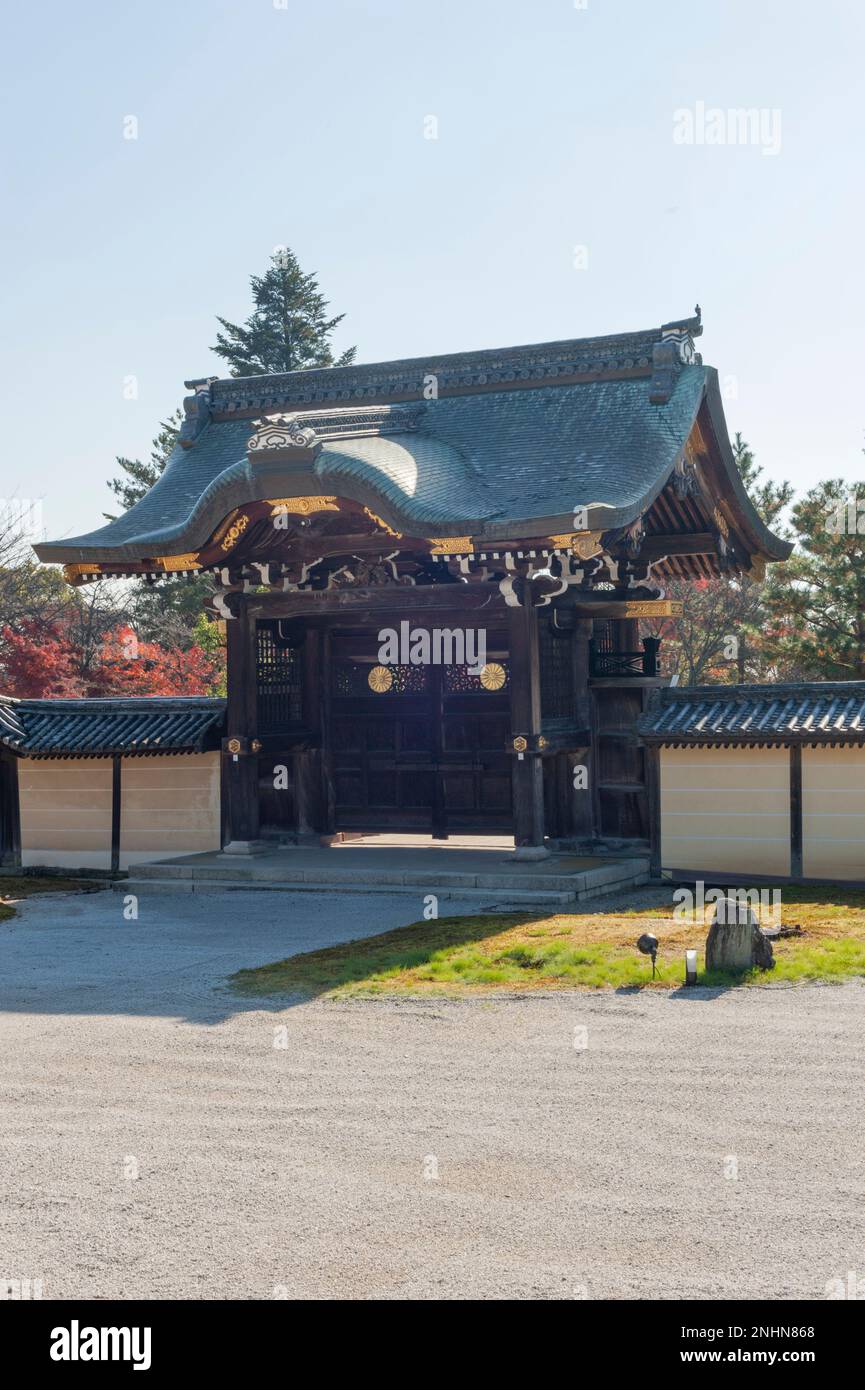 Das Tor zum Daikaku-ji-Tempel, Kyoto, Japan Stockfoto