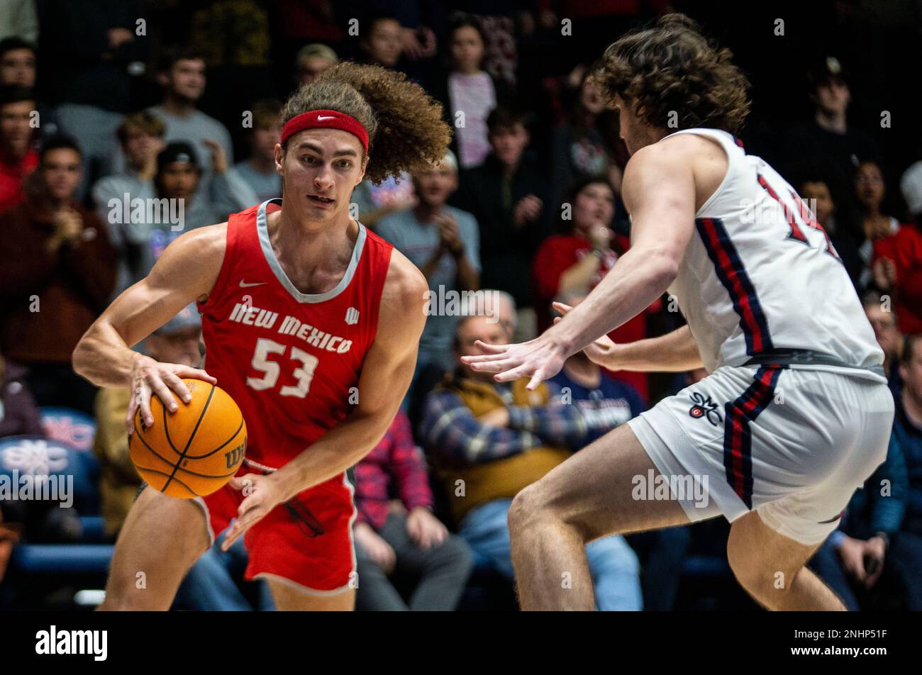 November 30 2022 Moraga, CA U.S.A. New Mexico forward Josiah Allick (53) goes to the basket during the NCAA Men's Basketball game between New Mexico Lobos and the Saint Mary's Gaels. New Mexico beat Saint Marys 69-65 at University Credit Union Pavilion Moraga Calif. Thurman James / CSM (Credit Image: © Thurman James/CSM via ZUMA Press Wire) (Cal Sport Media via AP Images) Stockfoto