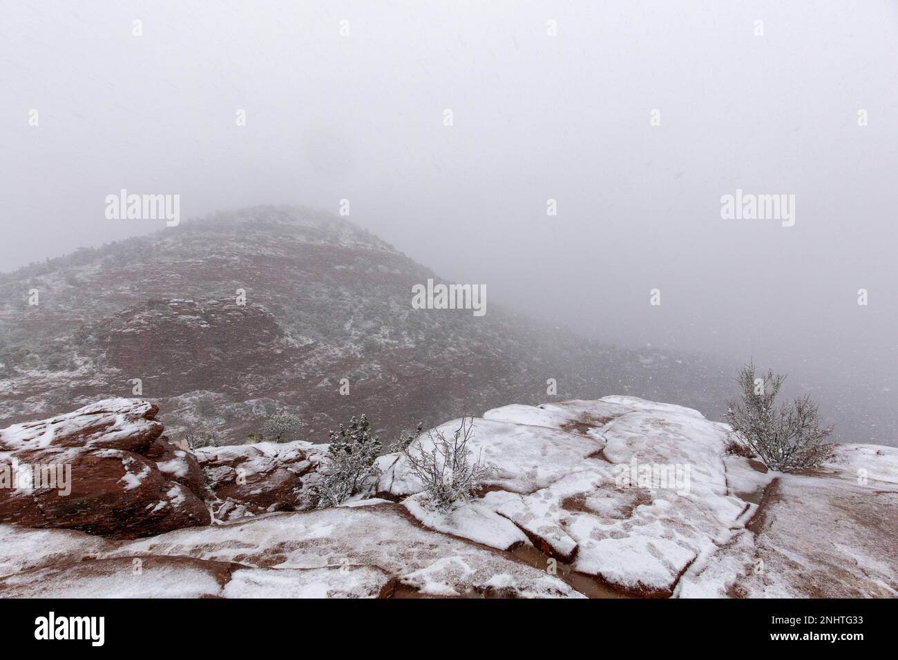 Schnee in Sedona Stockfoto