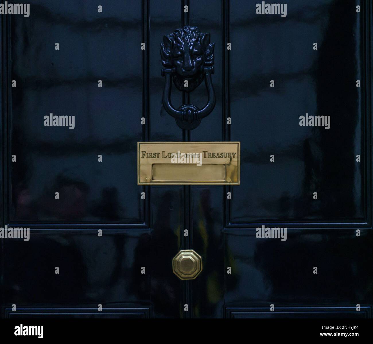 Die Eingangstür an der Downing Street Nr. 10 Stockfoto