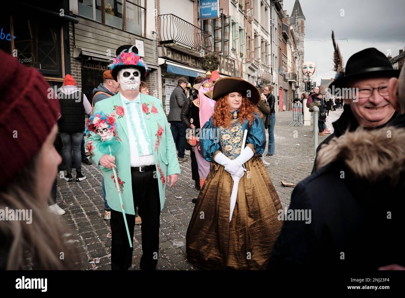 Binche transvestite Carnival belgien Stockfoto