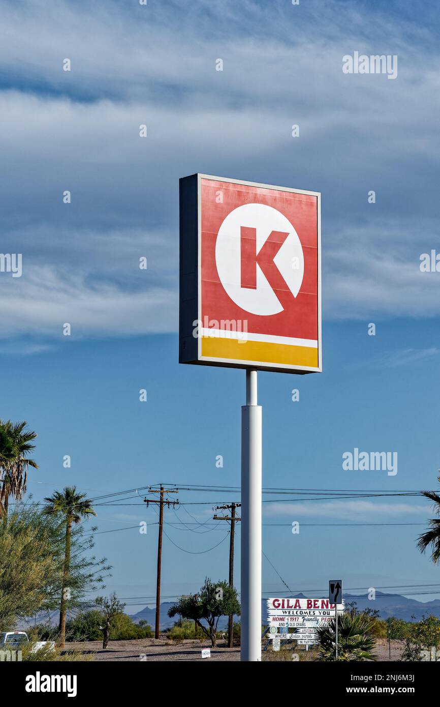 Gila Bend, AZ 28. November 2022 Circle K Gas Convenience Store und Tankstelle in der W Pima