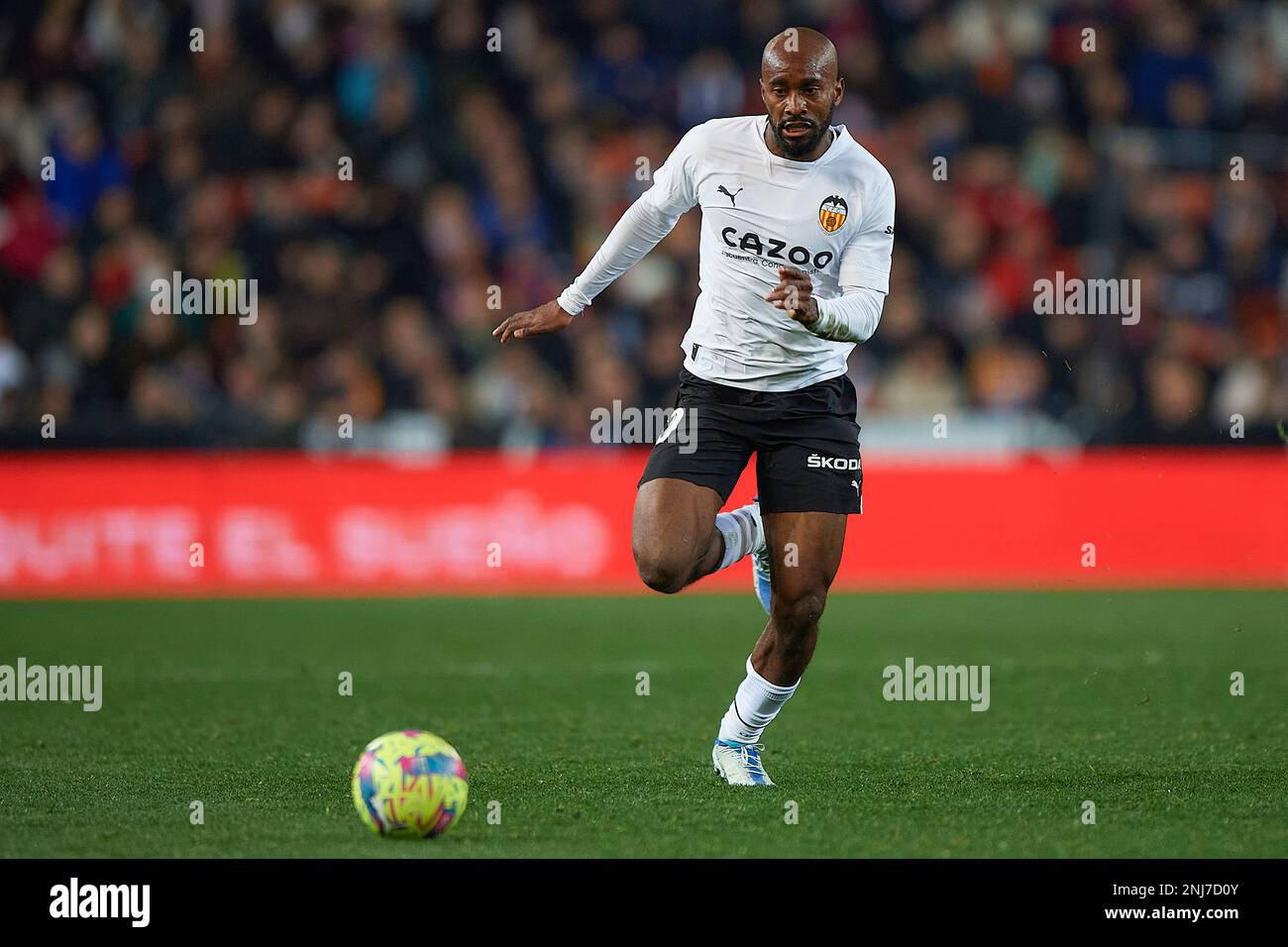 Dimitri Foulquier von Valencia CF während des Spiels La Liga zwischen Valencia und Athletic Club spielte am 11. Februar im Mestalla-Stadion in Valencia, Spanien. (Foto von PRESSIN) Stockfoto