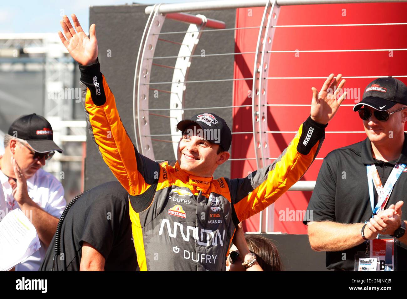 NEWTON, IA - JULY 24: NTT IndyCar series driver Pato O'Ward reacts after winning the Hy-Vee Salute To Farmers 300 on July 24, 2022, at Iowa Speedway in Newton, Iowa. (Photo by Brian Spurlock/Icon Sportswire) (Icon Sportswire via AP Images) Stockfoto