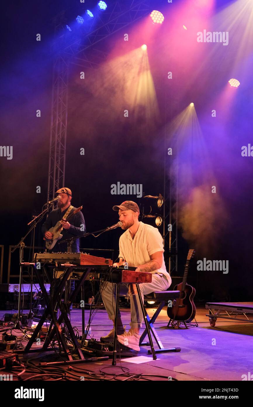 Asgeir tritt während des 40. Jahrestags des WOMAD Festivals auf der Bühne auf, Charlton Park, Malmesbury, England. 31. Juli 2022 Stockfoto