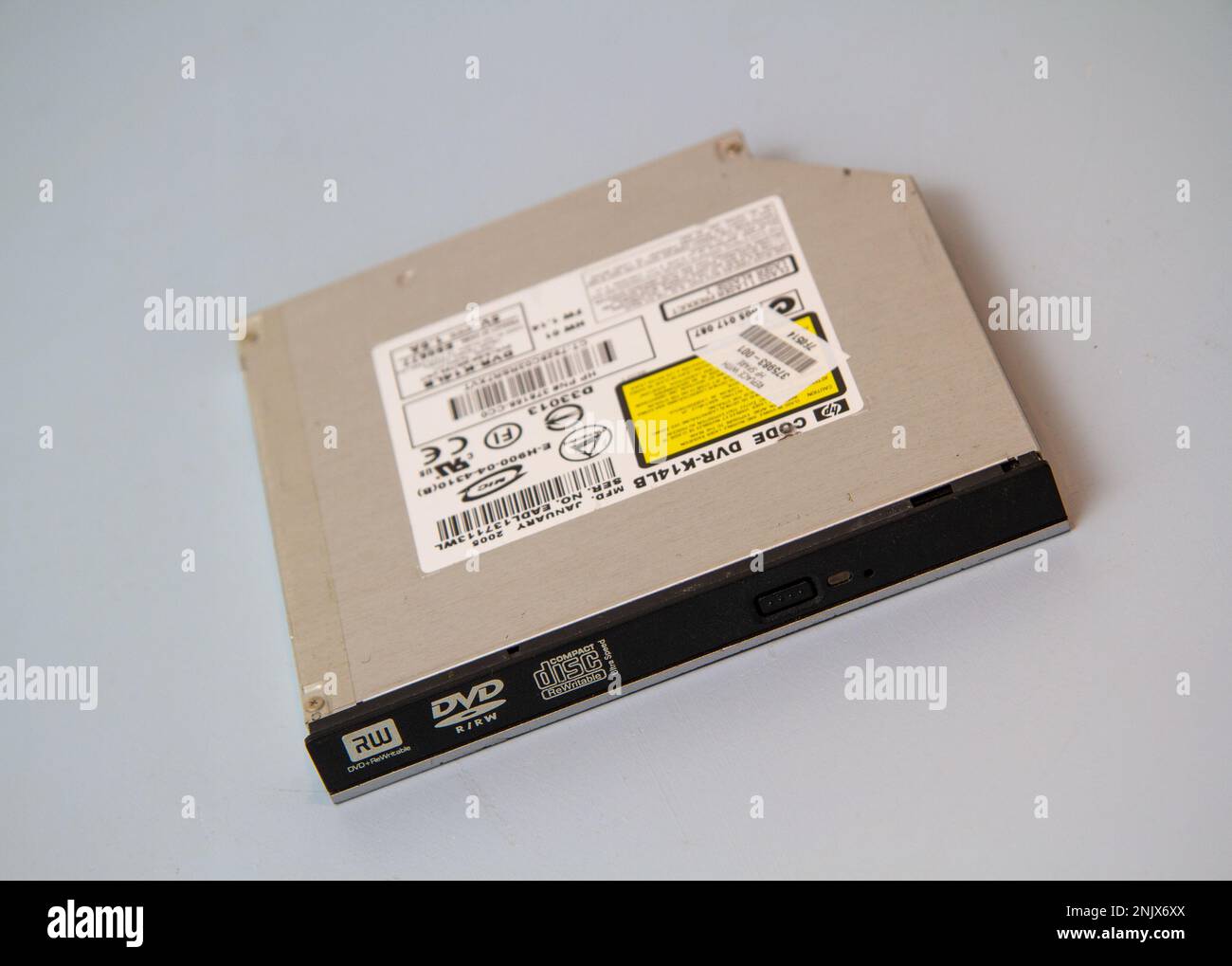 Von einem Hewlett Packard Laptop ein R/RW Compact Disc-Laufwerk Stockfoto