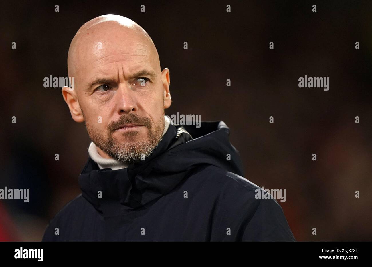 Dateifoto von 25-01-2023 von Manchester United Manager Erik Ten Hag. Diese Vereinigung ist zwei Plätze in Wembley und acht Punkte besser dran als die Magpies. Das zeugt von der Wende, die Manager Erik Ten Hag gefördert hat. Ausgabedatum: Donnerstag, 23. Februar 2023. Stockfoto