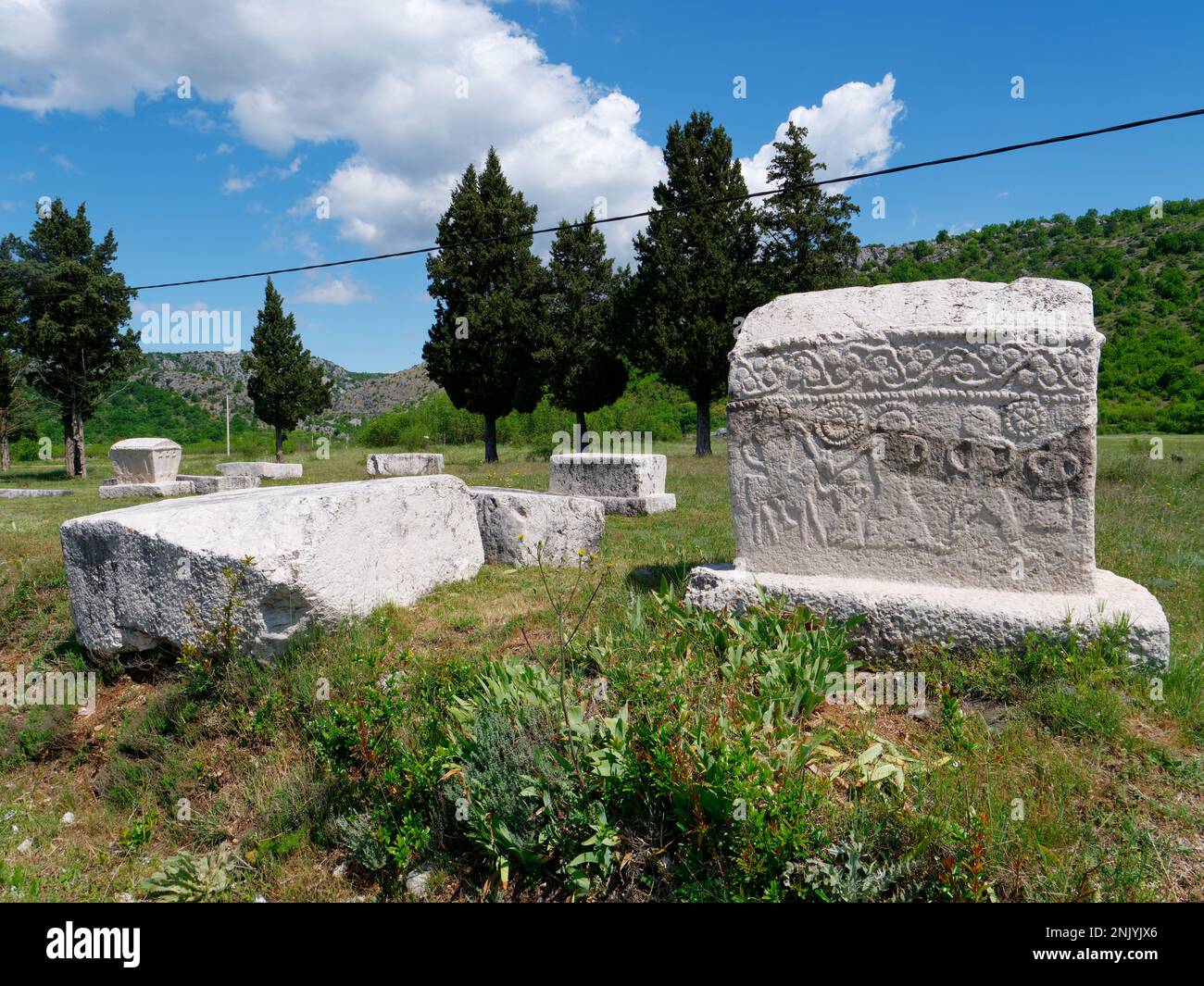 Stecci mittelalterliche Grabsteine Friedhöfe in Radimlja, Bosnien und ...