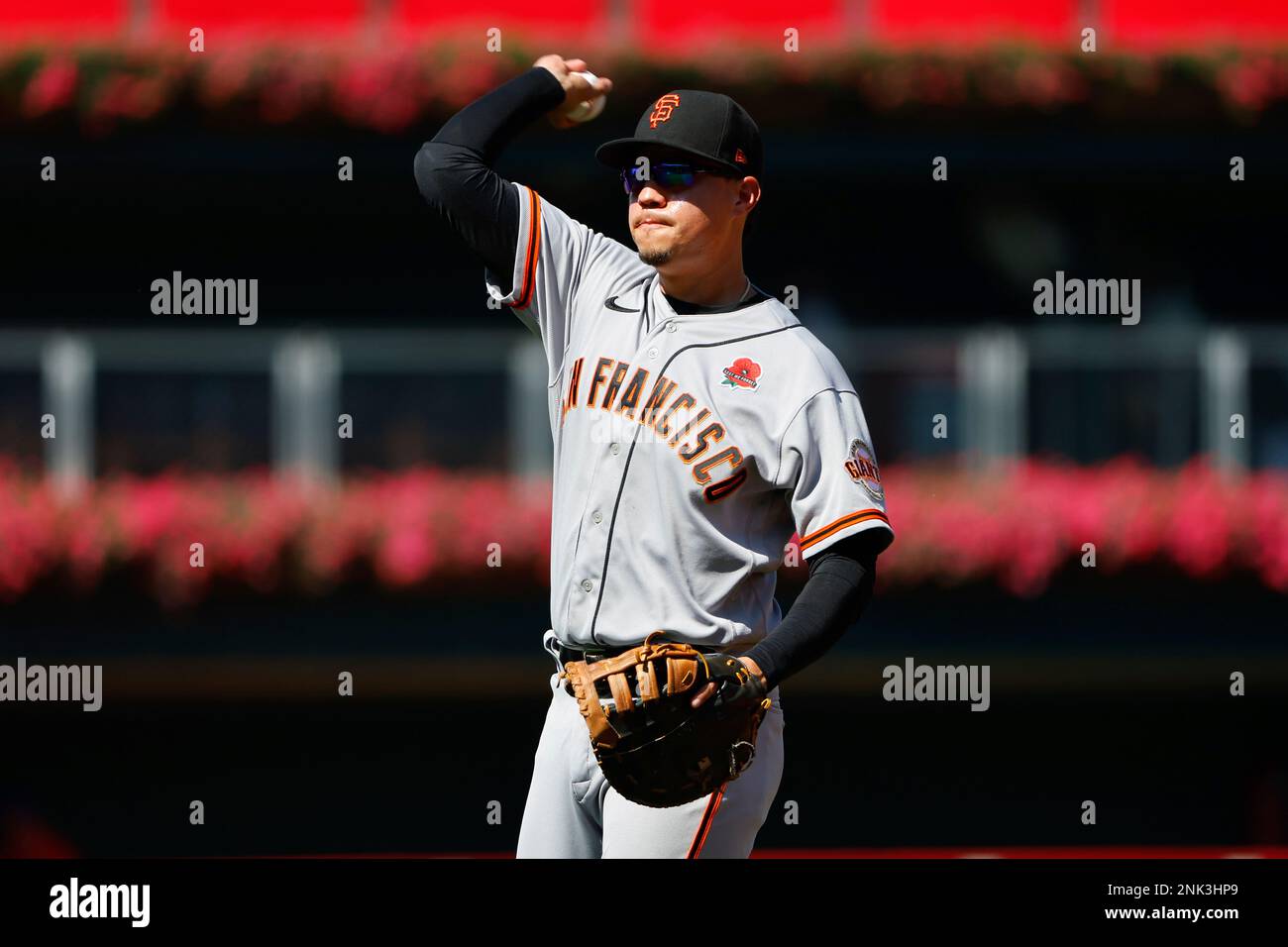 PHILADELPHIA, PA - MAY 30: San Francisco Giants second baseman Wilmer Flores (41) prior to the Major League Baseball game between the Philadelphia Phillies and the San Francisco Giants on May 30, 2022 at Citizens Bank Park in Philadelphia, Pennsylvania. (Photo by Rich Graessle/Icon Sportswire) (Icon Sportswire via AP Images) Stockfoto