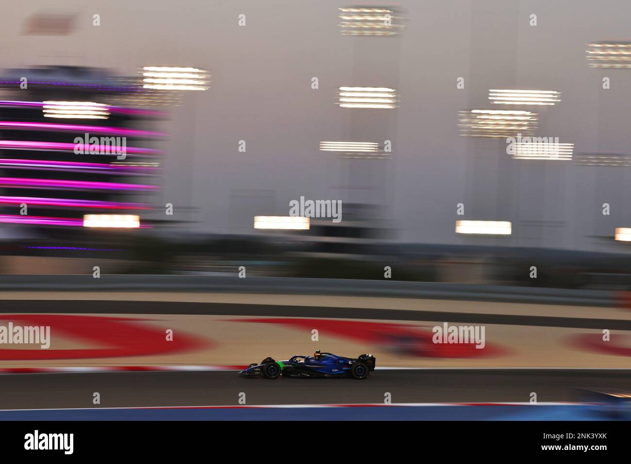 Logan SarSergeant (USA) Williams Racing FW45. Formula One Testing, Day One, Donnerstag, 23. Februar 2023. Sakhir, Bahrain. Stockfoto