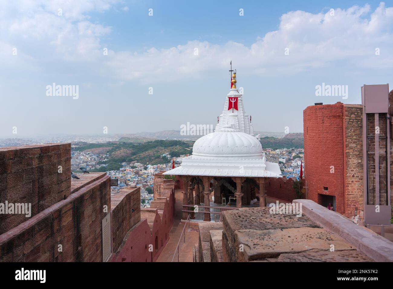 Chamunda Mataji Tempel in Mehrangarh Fort, Jodhpur, Rajasthan, Indien. Chamunda Mataji gehörte Rao Jodha, Gründer von Jodhpur, Isht Devi oder Göttin. Stockfoto