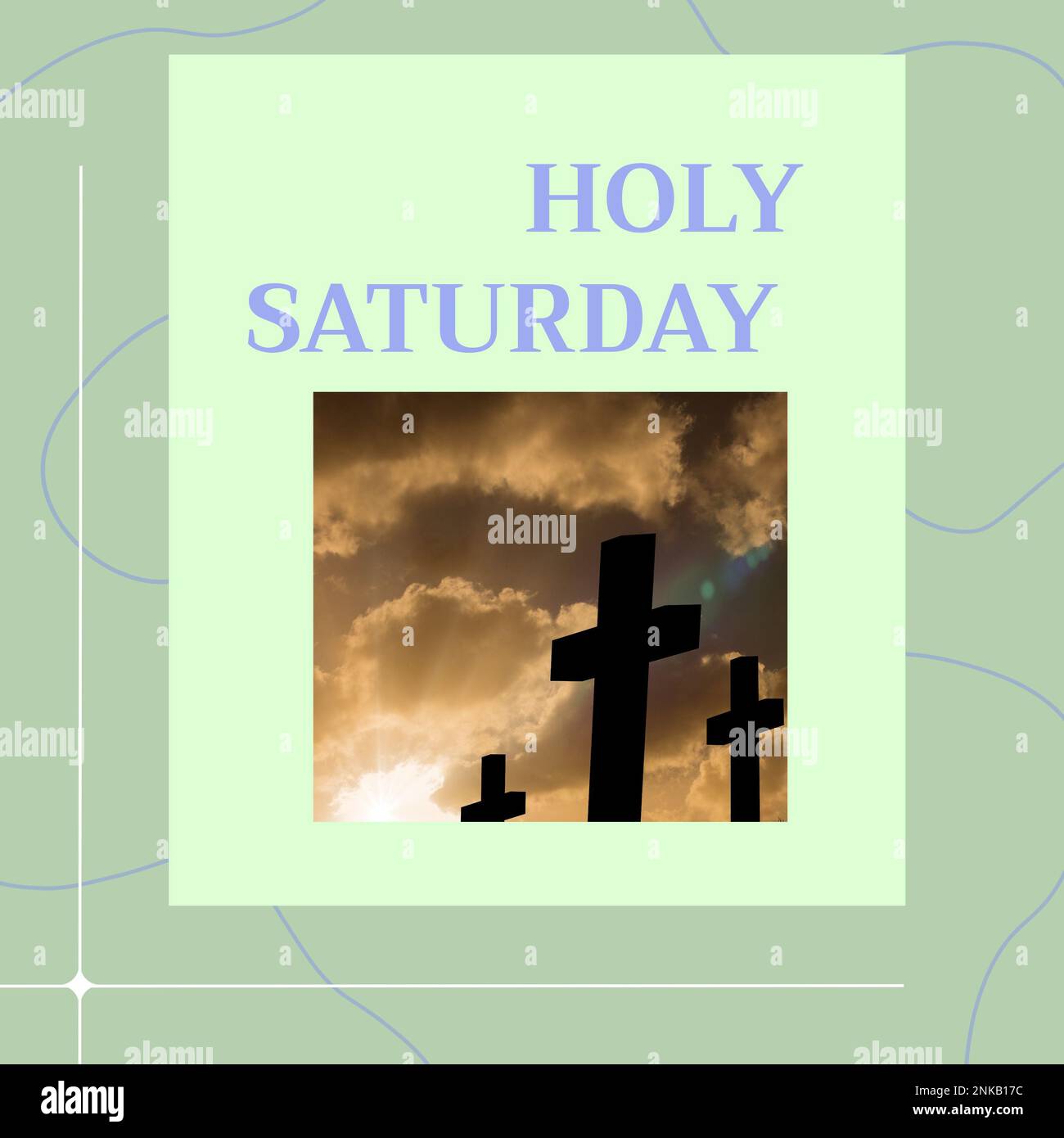 Kombination aus Silhouettenkreuzen vor wolkenlosem Himmel und heiligem samstagstext auf grauem Hintergrund. Kopierraum, Natur, Religion, christentum, Ende der Leihgabe Stockfoto