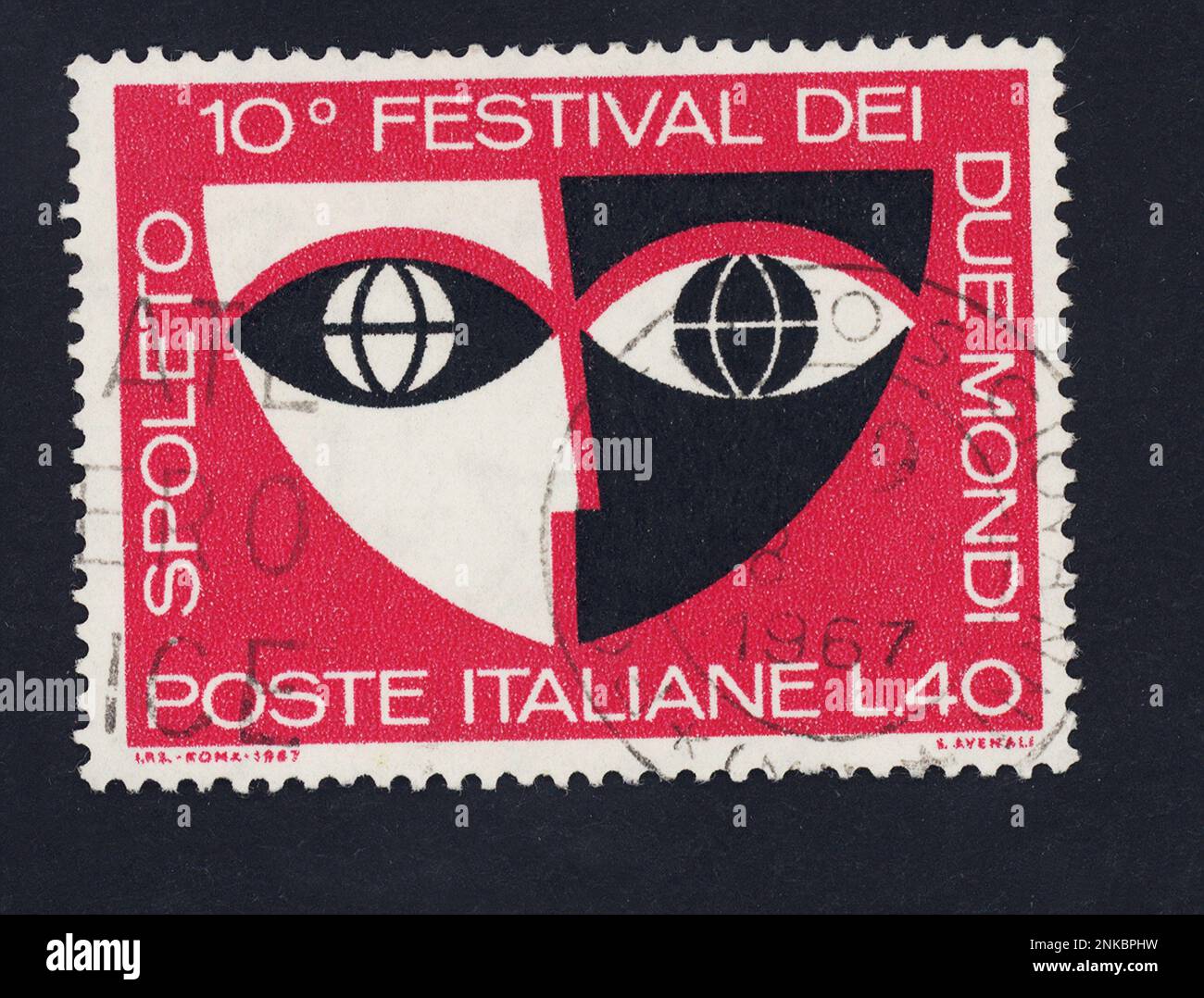 Jubiläum der 10 . Ausgabe des italienischen Theare FESTIVAL DEI DUE MONDI von SPOLETO unter der Regie des Musikkomponisten Menotti . Post Stamp Timber vom italienischen Postdienst 1967 - TEATRO - MUSICA - BALLETTO - BALLETT - TANZ - DANZA - THEATER - Francobollo-Gedenkstätte --- Archivio GBB Stockfoto