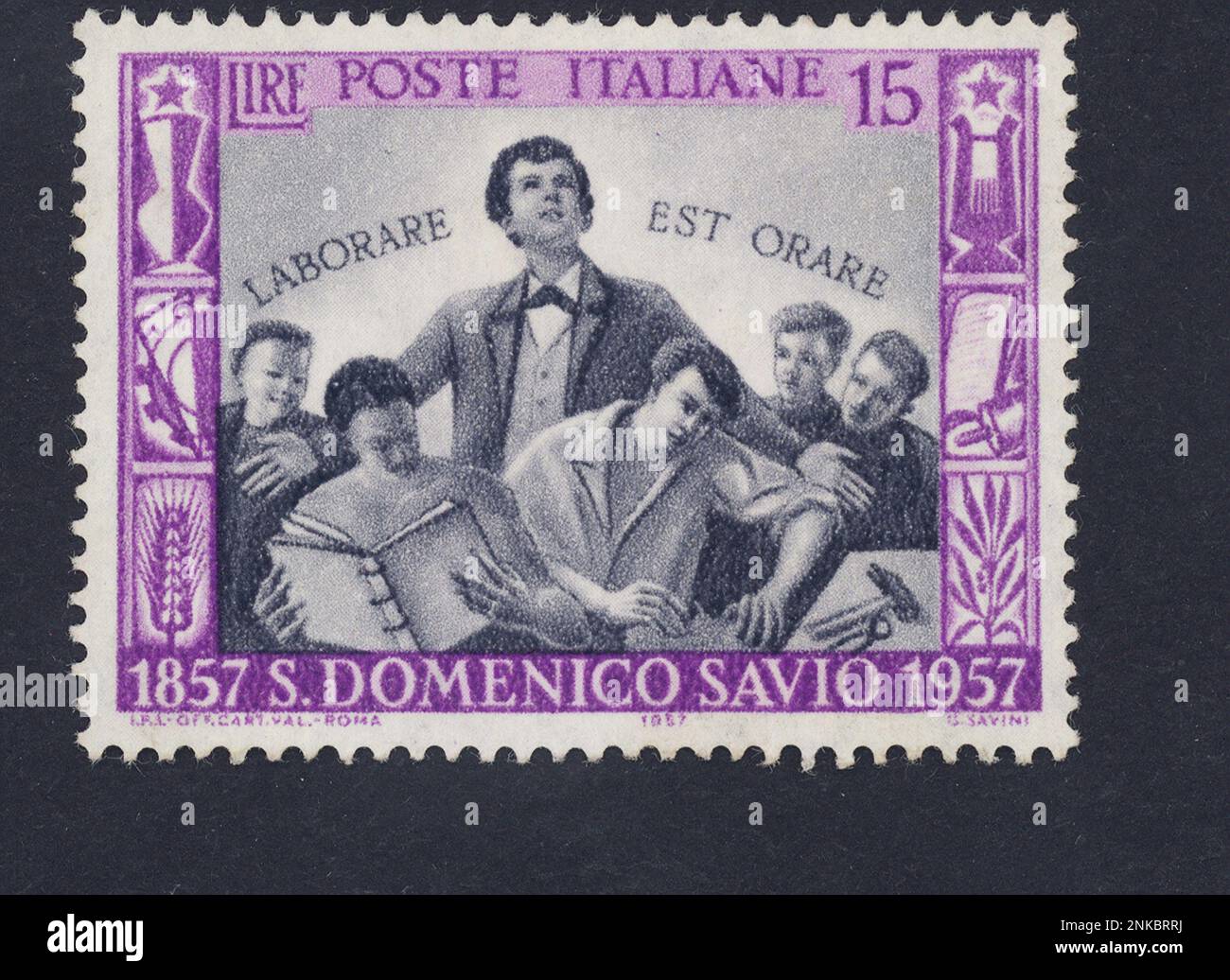 Der italienische Sankt DOMENICO SAVIO. Post Stamp Timber vom italienischen Postdienst 1957 - SANTO - RELIGIONE CATTOLICA - KATHOLISCHE RELIGION - Francobollo-Gedenkstätte ---- Archivio GBB Stockfoto