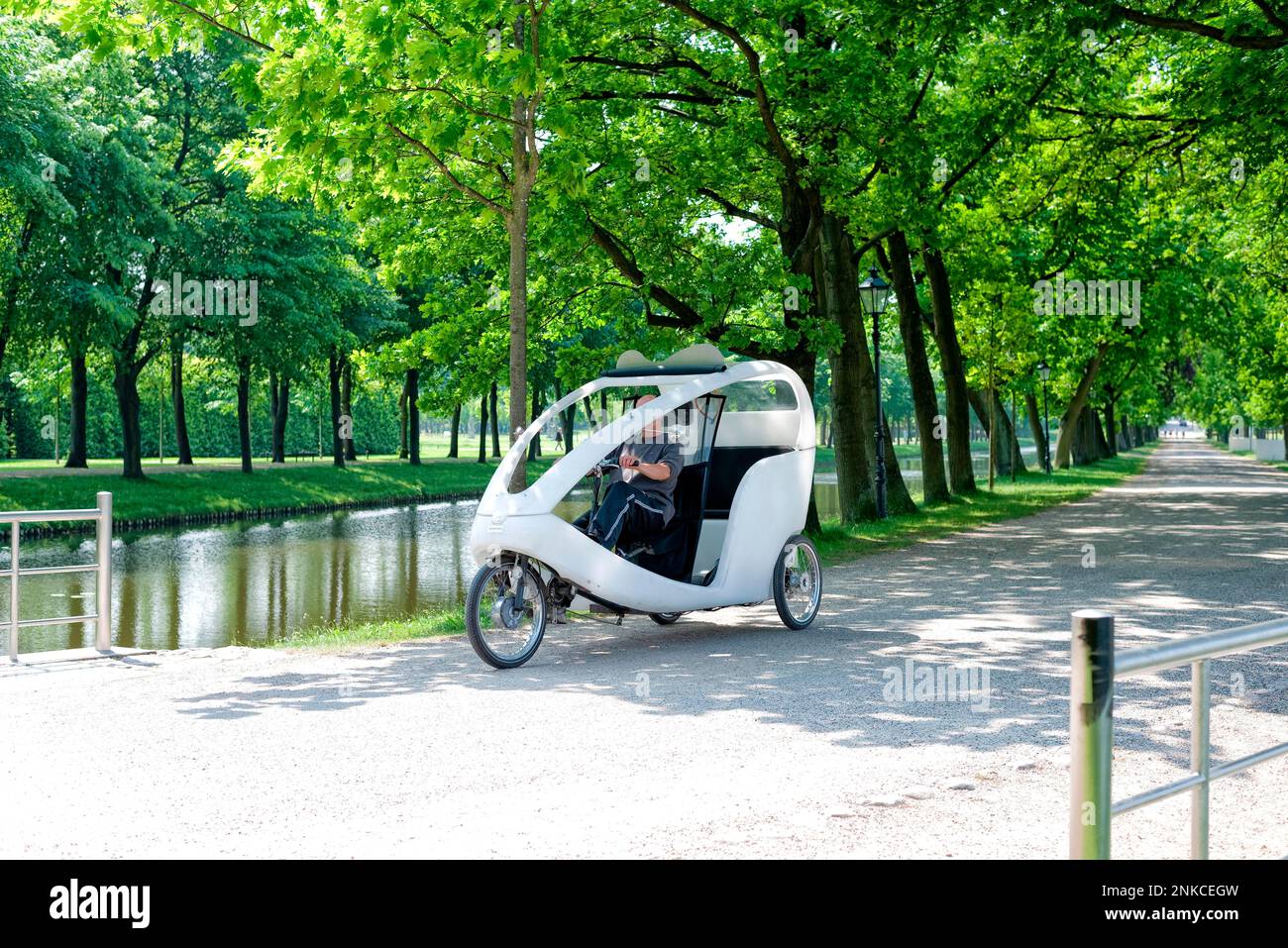 Dreirädrige Kraftfahrzeuge als Transportmittel Stockfoto