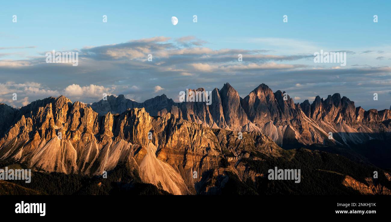 Parco Naturale Puez-Odle bei Sonnenaufgang, Dolomiten, italien Stockfoto