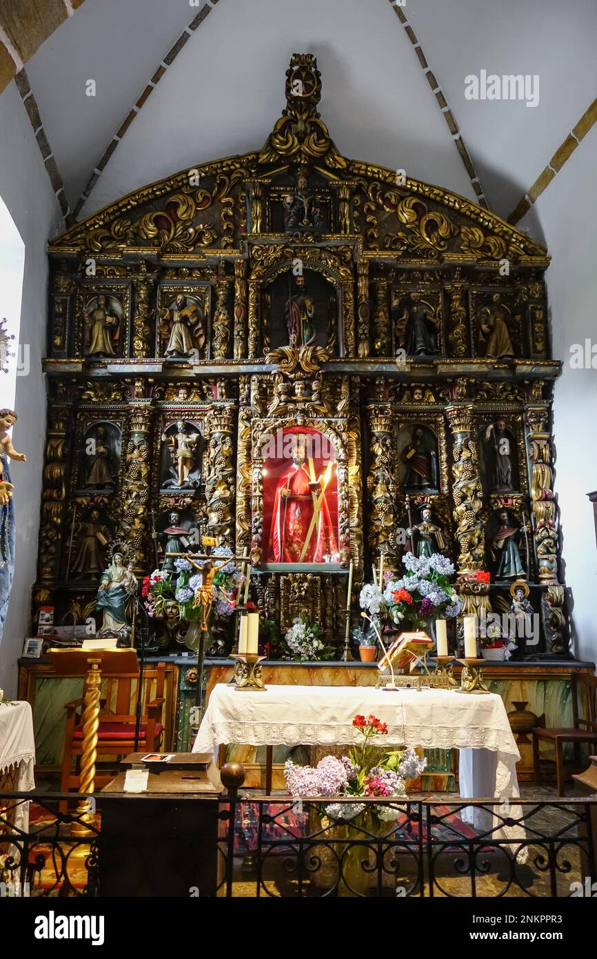 Altar der Kirche San Andres de teixido, Cedeira, Galizien, Spanien Stockfoto