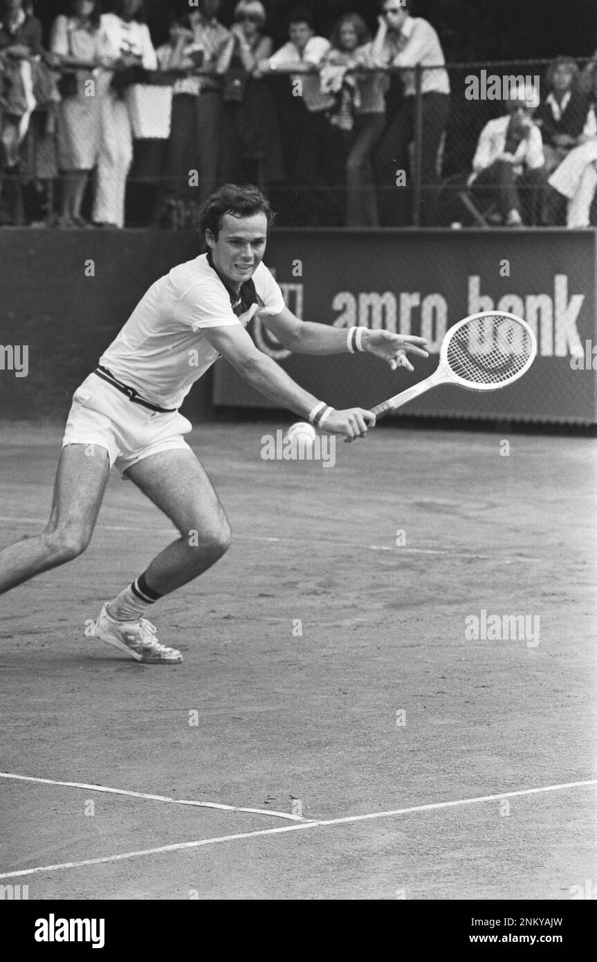 Internationale Tennismeisterschaft Melkhuisje (Finale), Balazs Taroczy in Aktion ca. 18. Juli 1976 Stockfoto