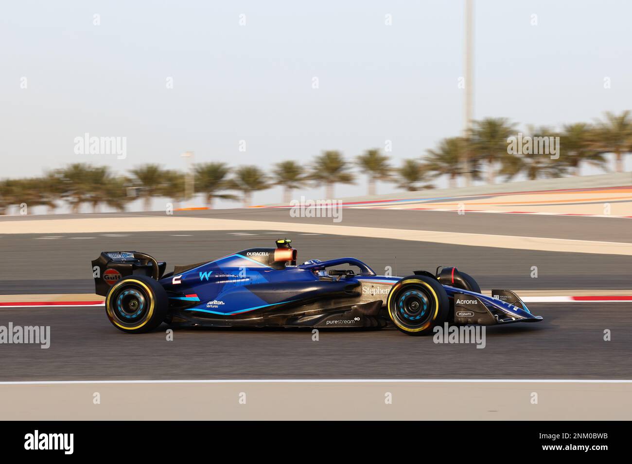 Logan SarSergeant (USA) Williams Racing FW45. Formula One Testing, Day Two, Freitag, 24. Februar 2023. Sakhir, Bahrain. Stockfoto