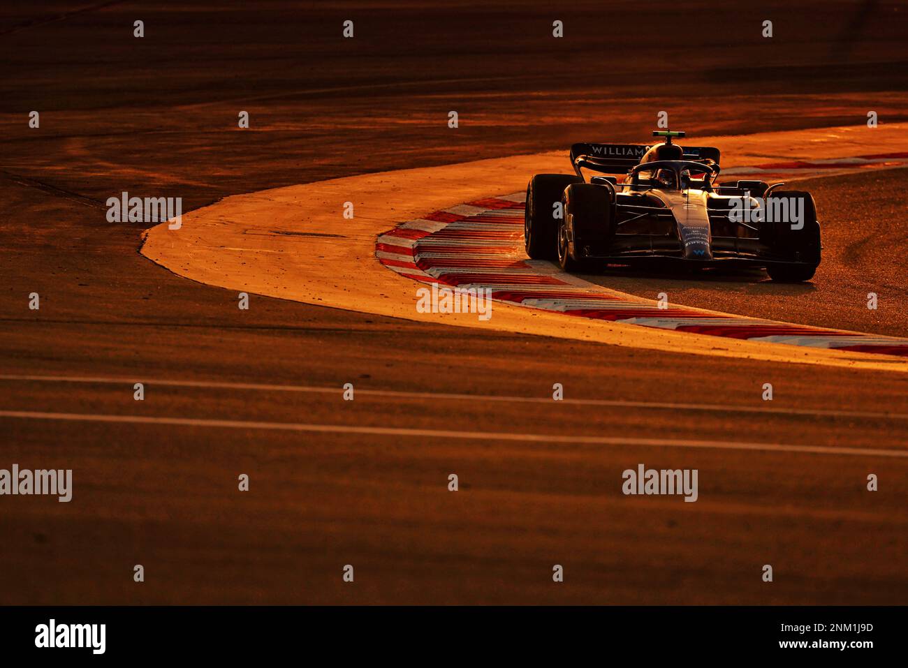 Logan SarSergeant (USA) Williams Racing FW45. Formula One Testing, Day Two, Freitag, 24. Februar 2023. Sakhir, Bahrain. Stockfoto