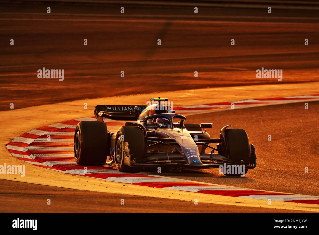 Logan SarSergeant (USA) Williams Racing FW45. Formula One Testing, Day Two, Freitag, 24. Februar 2023. Sakhir, Bahrain. Stockfoto