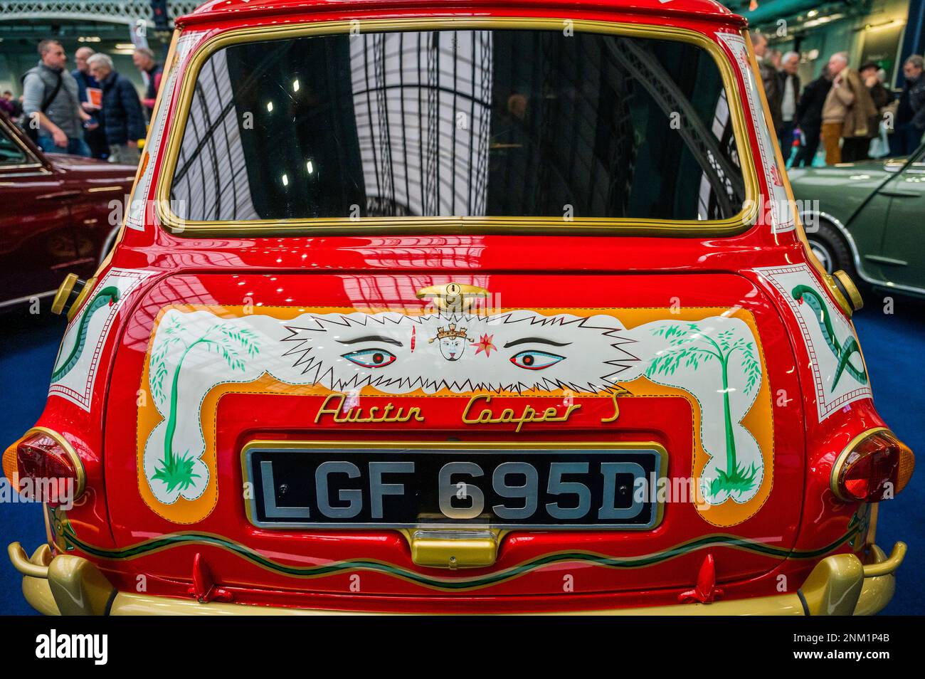 Die beatles minis Fotos und Bildmaterial in hoher Auflösung Alamy